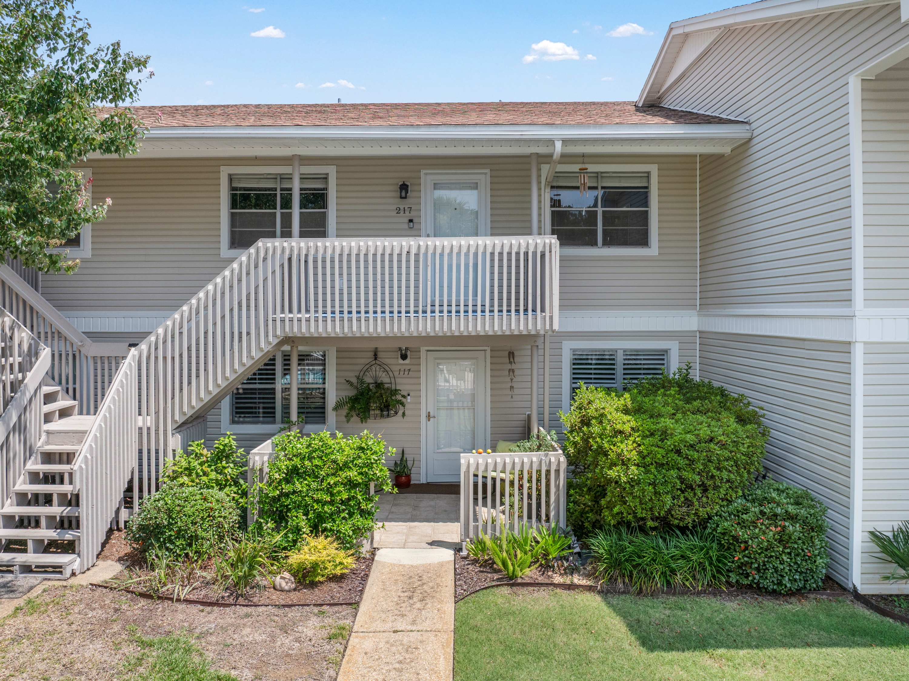 1100 Shoreline Drive #217 - 217